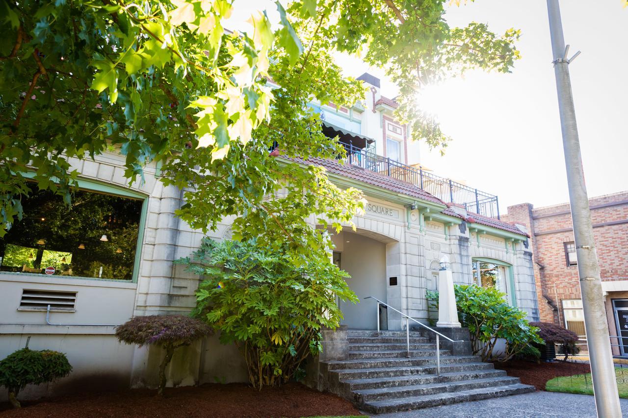 Centralia Square Grand Ballroom&Vintage Hotel Esterno foto