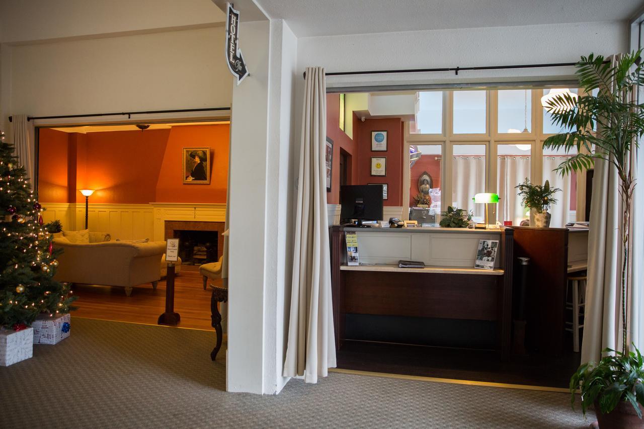 Centralia Square Grand Ballroom&Vintage Hotel Esterno foto