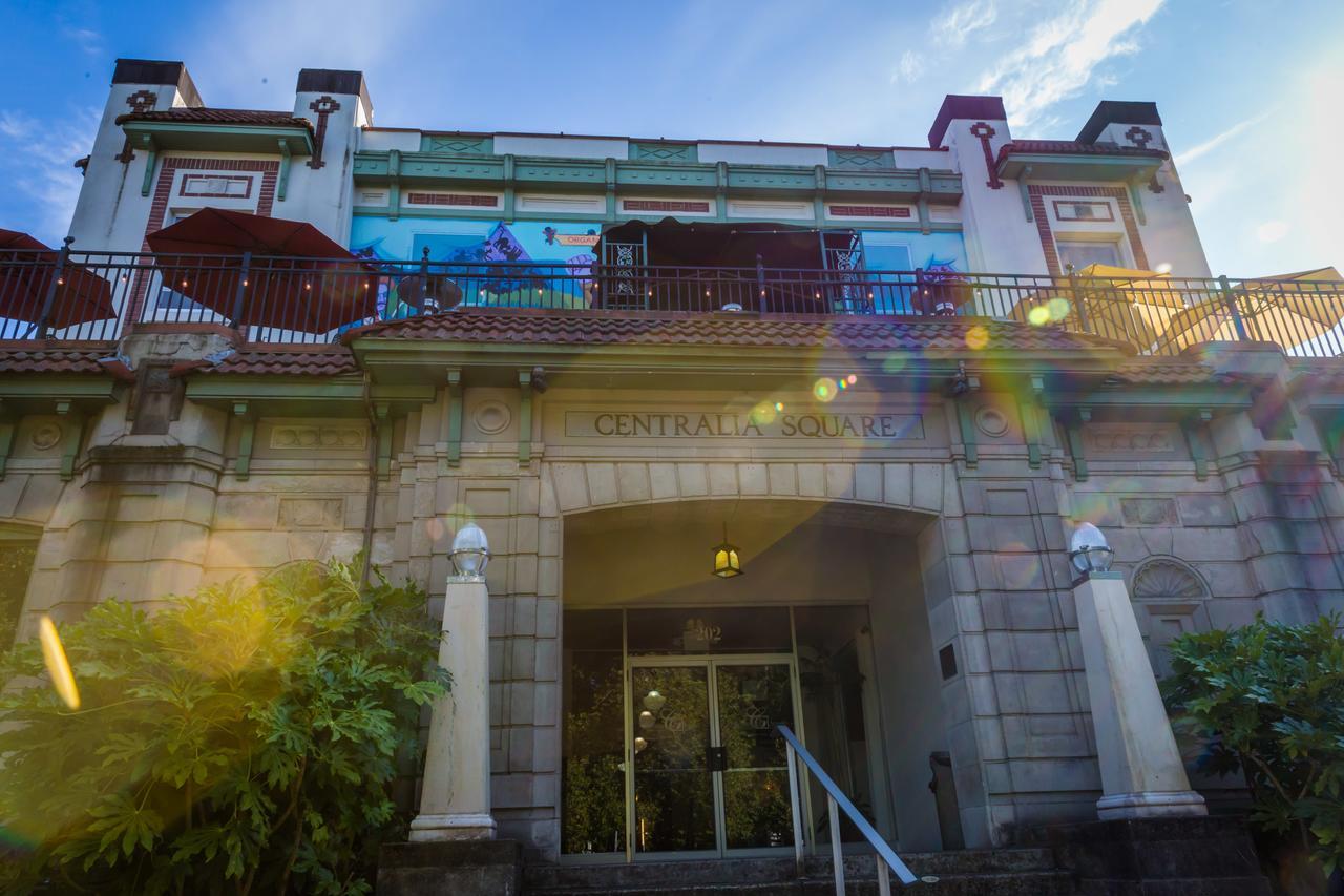 Centralia Square Grand Ballroom&Vintage Hotel Esterno foto