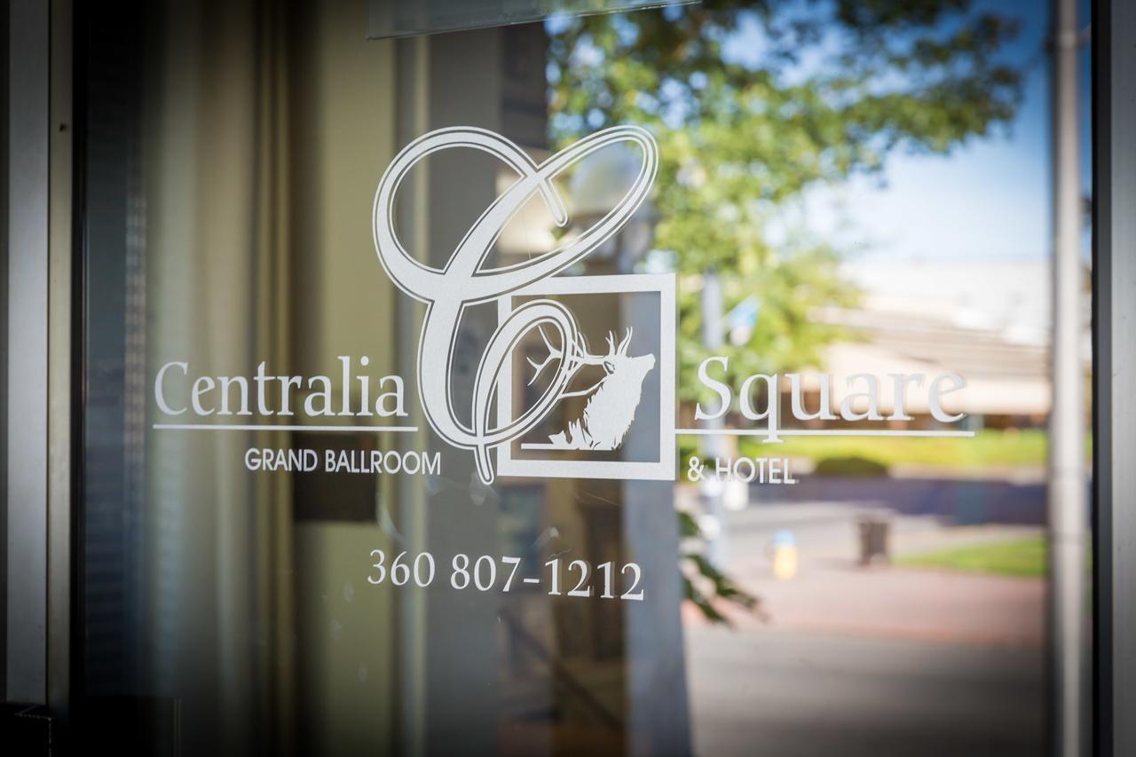 Centralia Square Grand Ballroom&Vintage Hotel Esterno foto